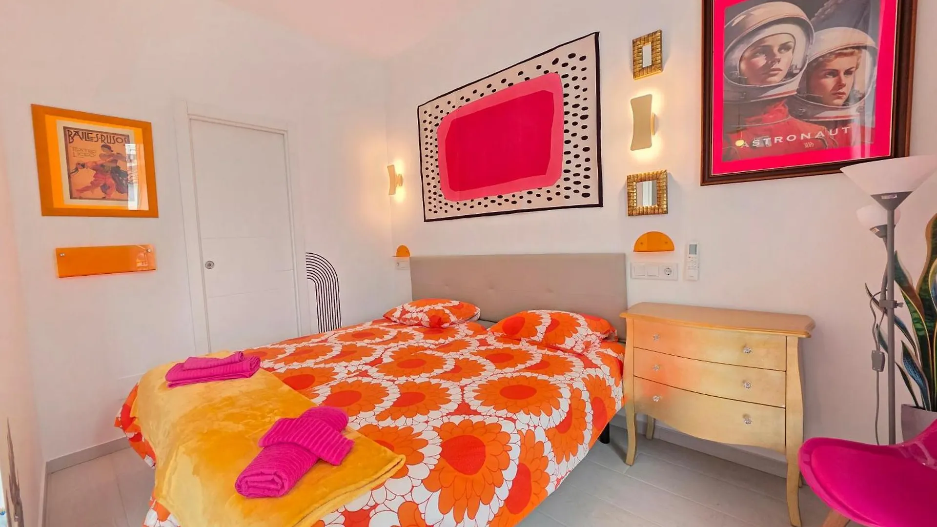 Dali Huelin Malaga Modern Beach Appartment شقة