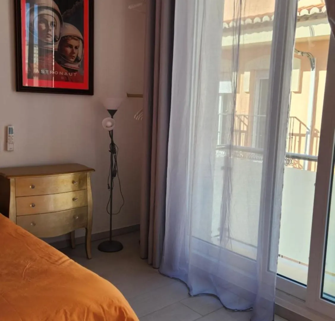 Dali Huelin Malaga Modern Beach Appartment