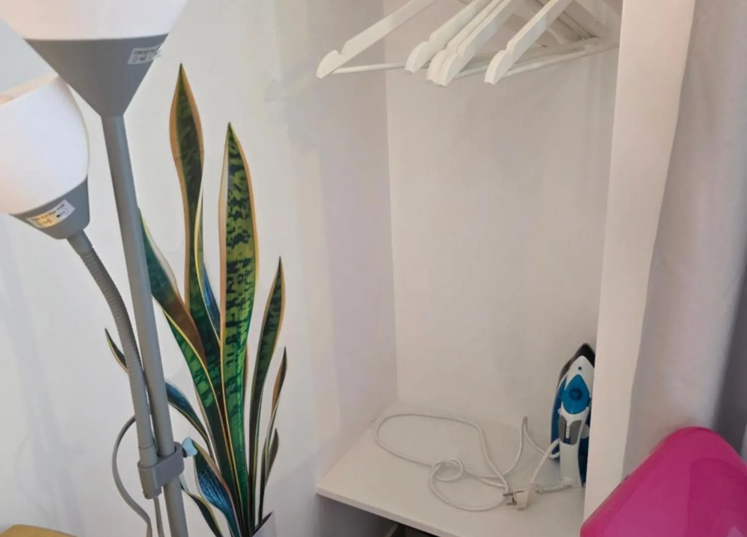 Dali Huelin Malaga Modern Beach Appartment 0*,